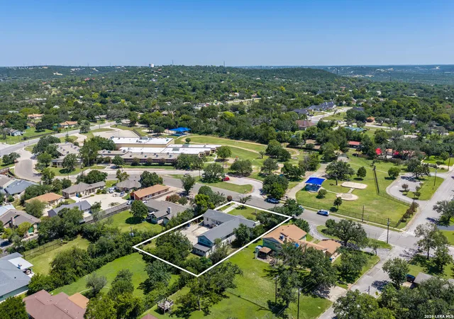 Photo 53 of Single family home for sale at 1009 W Main St, Kerrville, TX 78028 | MLS# 2004344 | Listing updated on 2026-10-08