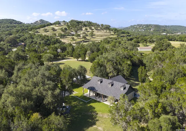 Photo 2 of Single family home for sale at 4669 Fm 2673, Canyon Lake, TX 78133 | MLS# 2004379 | Listing updated on 2026-09-08