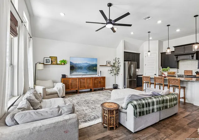 4th image of 349 Misty Sails, Cibolo, TX 78108 | MLS# 2004400