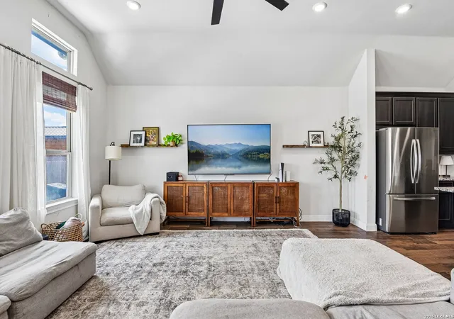 5th image of 349 Misty Sails, Cibolo, TX 78108 | MLS# 2004400