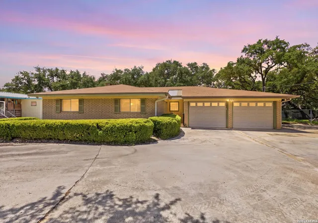 Photo 1 of Sale Pending at 1459 Songbird Dr, Canyon Lake, TX 78133 | MLS# 2004405 | Listing updated on 2026-09-06