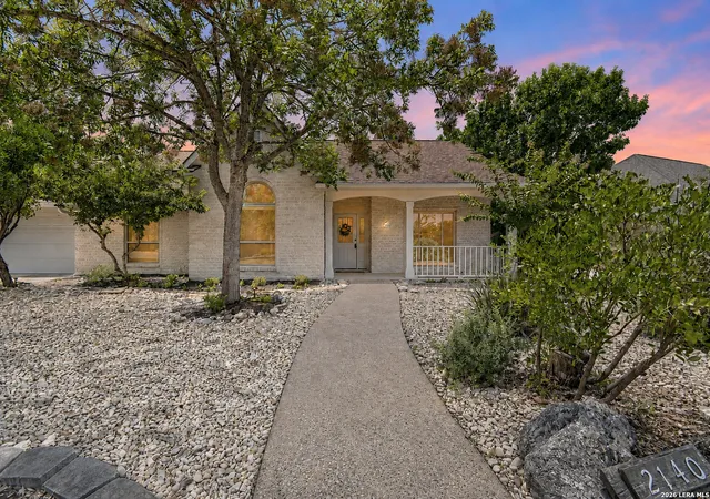 Photo 3 of Single family home for sale at 2140 Summit Crest Dr, Kerrville, TX 78028 | MLS# 2004443 | Listing updated on 2026-08-10