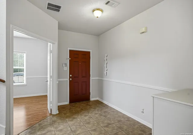 4th image of 8214 Sabinoso Dr, Helotes, TX 78023 | MLS# 2004449