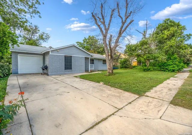Photo 2 of Single family home for sale at 511 Barbuda St, San Antonio, TX 78227 | MLS# 2004480 | Listing updated on 2026-08-27