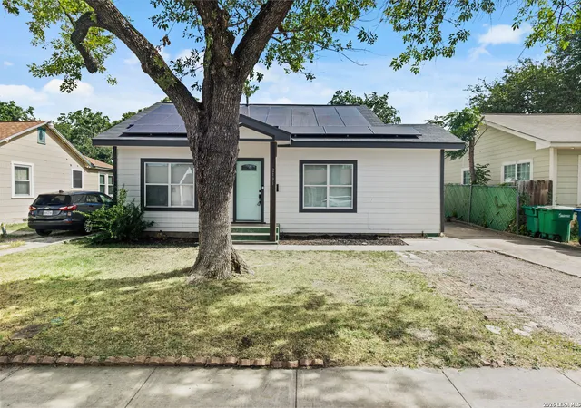 Photo 2 of Single family home for sale at 2131 Steves Ave, San Antonio, TX 78210 | MLS# 2004483 | Listing updated on 2026-08-10