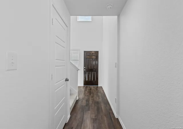 2nd image of 1127 Crane Court, Marion, TX 78124 | MLS# 2004491