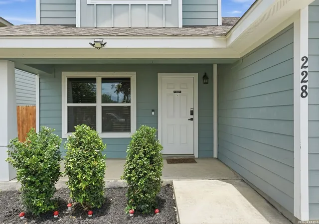 2nd image of 228 Mar Hill St, Seguin, TX 78155 | MLS# 2004510