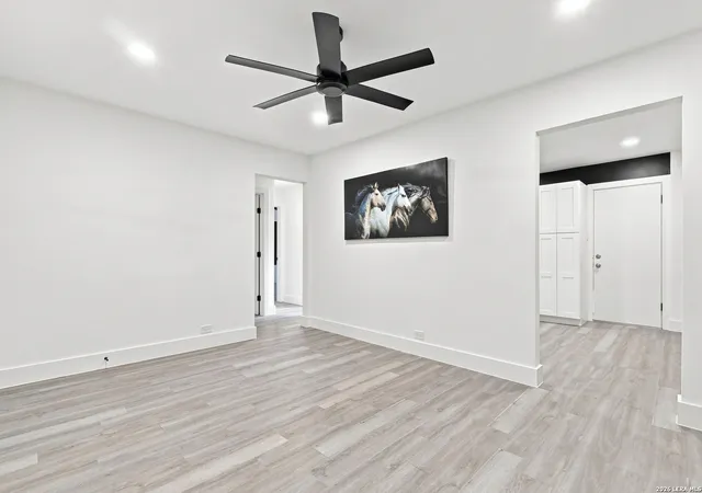 Photo 4 of Single family home for sale at 215 Westway Dr, San Antonio, TX 78225 | MLS# 2004515 | Listing updated on 2026-09-13