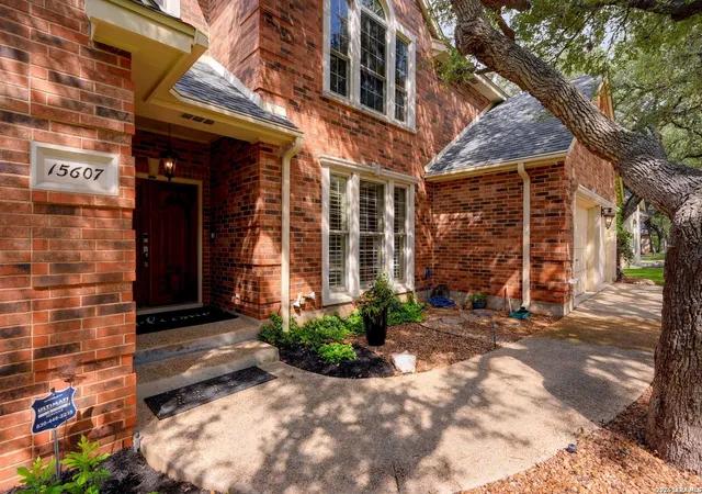 Photo 4 of Sale Pending at 15607 Dawn Crst, San Antonio, TX 78248 | MLS# 2004527 | Listing updated on 2026-08-16