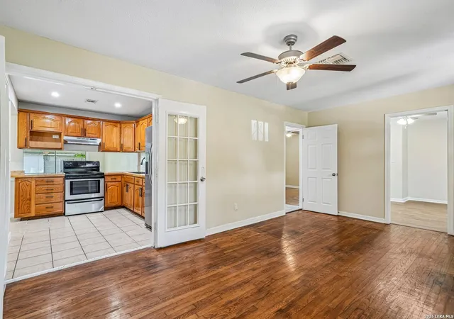 Photo 3 of Single family home for sale at 609 Taft, San Antonio, TX 78225 | MLS# 2004561 | Listing updated on 2026-08-30