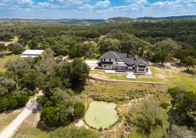 Photo 3 of Single family home for sale at 368d Fm 1376, Boerne, TX 78006 | MLS# 2004578 | Listing updated on 2026-10-10