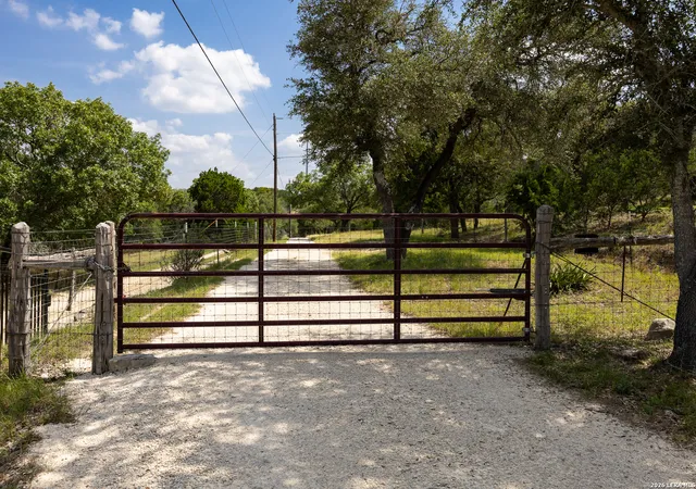 81st image of 368d Fm 1376, Boerne, TX 78006 | MLS# 2004578
