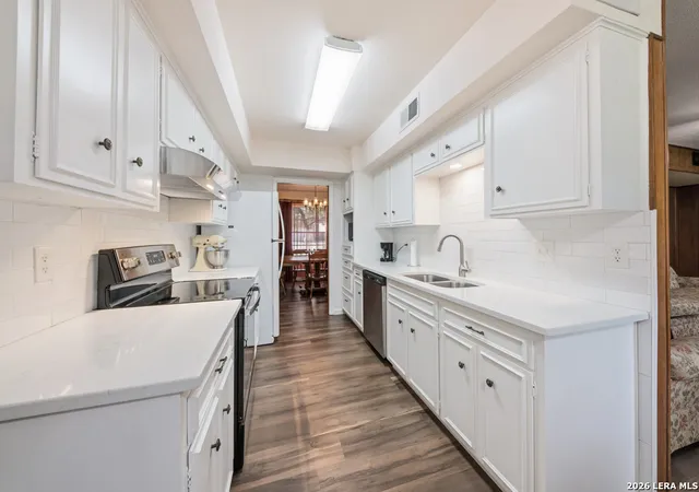 Photo 3 of Single family home for sale at 5827 Grass Hill Dr, Leon Valley, TX 78238 | MLS# 2004637 | Listing updated on 2026-08-25