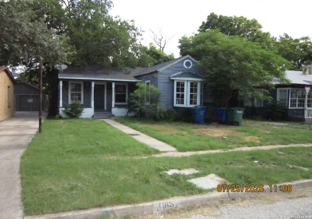 Photo 4 of Single family home for sale at 1915 Hicks Ave, San Antonio, TX 78210 | MLS# 2004651 | Listing updated on 2026-09-04