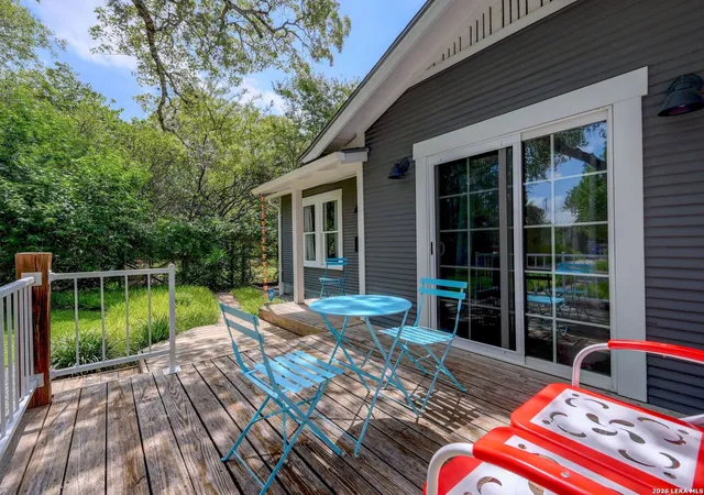 Photo 3 of Sale Pending at 518 Elmhurst Ave, San Antonio, TX 78209 | MLS# 2004654 | Listing updated on 2026-08-19