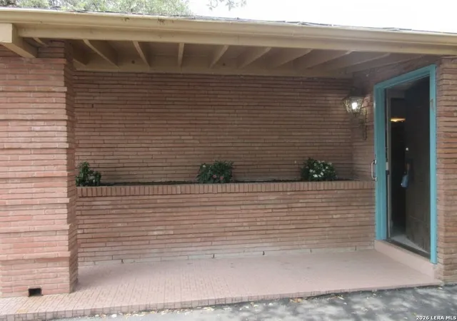 Photo 3 of Sale Pending at 2415 Hillcrest Dr, San Antonio, TX 78228 | MLS# 2004675 | Listing updated on 2026-08-29