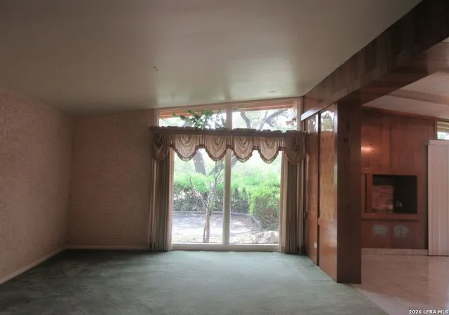 Photo 4 of Sale Pending at 2415 Hillcrest Dr, San Antonio, TX 78228 | MLS# 2004675 | Listing updated on 2026-08-29