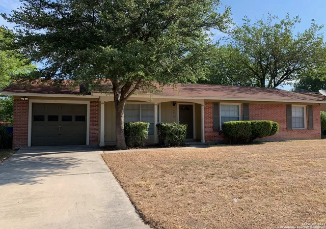 Photo 1 of Single family home for sale at 4819 Newcome Dr, San Antonio, TX 78229 | MLS# 2004699 | Listing updated on 2026-08-11