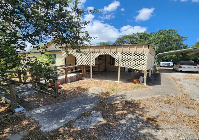 5th image of 718 E Avenue E, Robstown, TX 78380 | MLS# 2004703