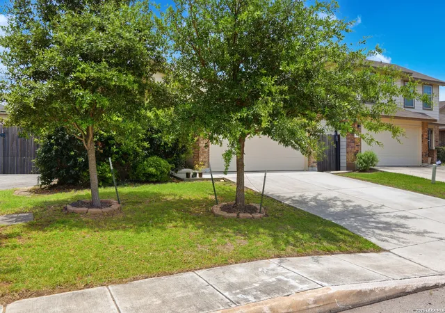 Photo 3 of Single family home for sale at 2611 Live Oak Pass, San Antonio, TX 78244 | MLS# 2004708 | Listing updated on 2026-09-14