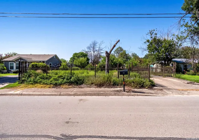 Land for sale at 1220 Rice Rd, San Antonio, TX 78220 | MLS# 2004721