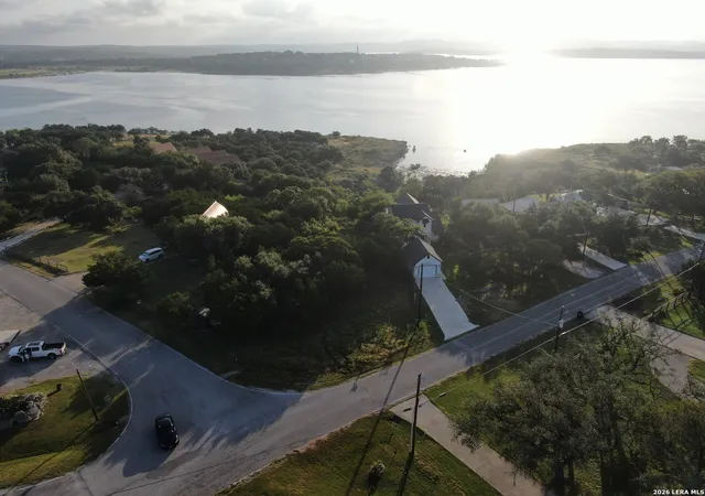 Photo 4 of Land for sale at 2111 Lakeview, Canyon Lake, TX 78133 | MLS# 2004734 | Listing updated on 2026-08-24