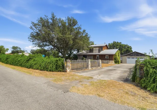 Photo 3 of Sale Pending at 383 County Road 404, Uvalde, TX 78801 | MLS# 2004746 | Listing updated on 2026-09-05