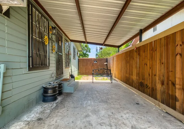 Photo 3 of Sale Pending at 838 Brighton Ave, San Antonio, TX 78211 | MLS# 2004758 | Listing updated on 2026-08-20
