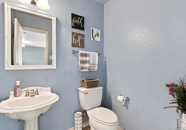 Photo 4 of Single family home for sale at 8010 Winterstone Dr, San Antonio, TX 78254 | MLS# 2004760 | Listing updated on 2026-09-14