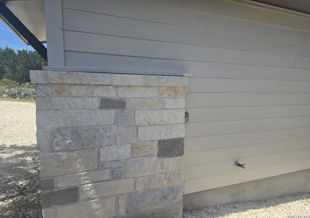 Photo 32 of Single family home for sale at 563 Irene Dr, Canyon Lake, TX 78133 | MLS# 2004797 | Listing updated on 2026-09-12
