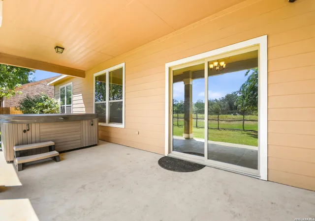 image of 208 Winding Riv, Boerne, TX 78006 | MLS# 2004816