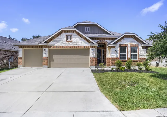 Photo 3 of Sale Pending at 31777 Acacia Vis, Bulverde, TX 78163 | MLS# 2004852 | Listing updated on 2026-09-01