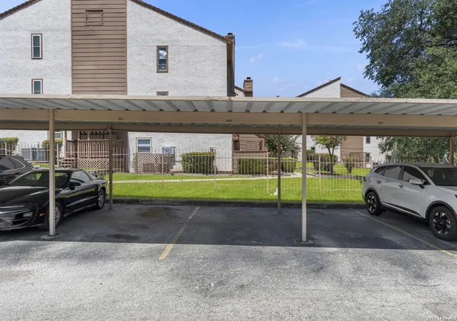 Photo 3 of Condo for sale at 4119 Medical Dr #208F, San Antonio, TX 78229 | MLS# 2004854 | Listing updated on 2026-09-14