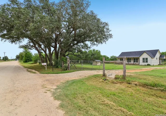 2nd image of 1213 County Road 1670, Moore, TX 78057 | MLS# 2004866