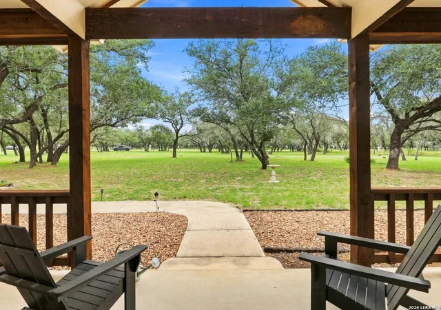 2nd image of 316 Governors Dr, Floresville, TX 78114 | MLS# 2004872