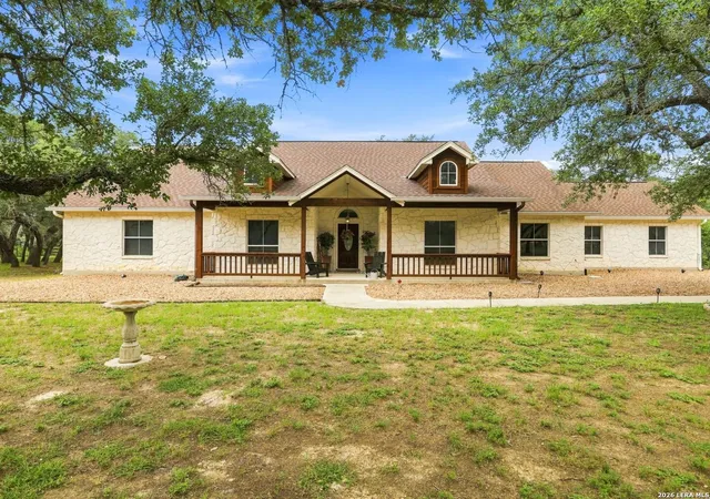 3rd image of 316 Governors Dr, Floresville, TX 78114 | MLS# 2004872