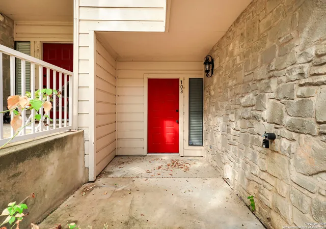 3rd image of 829 W Bitters Rd #APT 103, San Antonio, TX 78216 | MLS# 2004881
