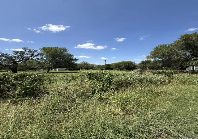 Photo 2 of Sale Pending at 1209 W Main St, Stockdale, TX 78160 | MLS# 2004889 | Listing updated on 2026-09-08