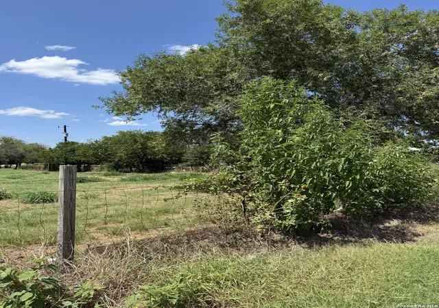 Photo 3 of Sale Pending at 1209 W Main St, Stockdale, TX 78160 | MLS# 2004889 | Listing updated on 2026-09-08
