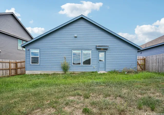 27th image of 812 El Camino, Seguin, TX 78155 | MLS# 2004895