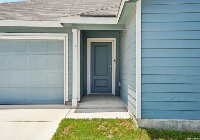 5th image of 812 El Camino, Seguin, TX 78155 | MLS# 2004895