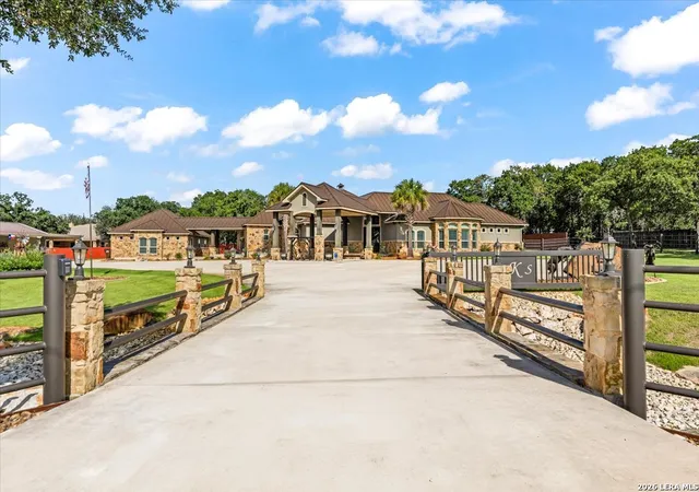 4th image of 157 Bucks, La Vernia, TX 78121 | MLS# 2004912