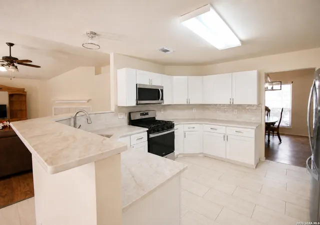 Photo 2 of Single family home for sale at 3906 Knollcross, San Antonio, TX 78247 | MLS# 2005027 | Listing updated on 2026-09-14