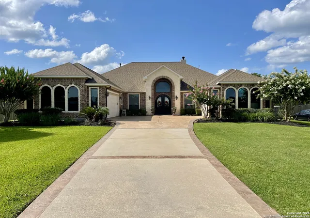 Photo 1 of Single family home for sale at 11668 Grandview Dr, Montgomery, TX 77356 | MLS# 2005028 | Listing updated on 2026-09-08