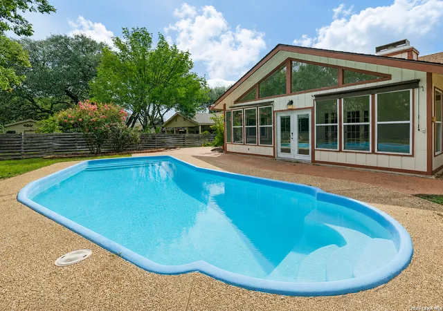 2nd image of 8519 Athenian, Universal City, TX 78148 | MLS# 2005032