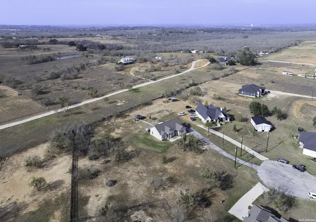 44th image of 105 Hidden Haven, Floresville, TX 78114 | MLS# 2005034