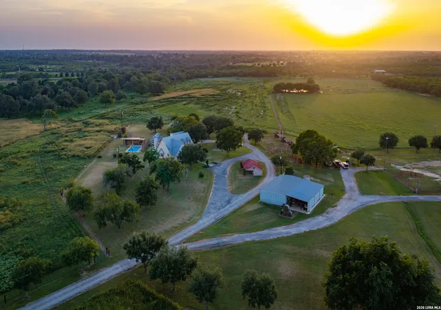 Photo 1 of Land for sale at 14361 La Vernia Rd, San Antonio, TX 78152 | MLS# 2005051 | Listing updated on 2026-08-12