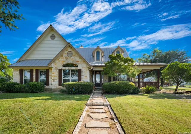 Photo 4 of House for sale at 14361 La Vernia Rd, San Antonio, TX 78152 | MLS# 2005051 | Listing updated on 2026-08-12