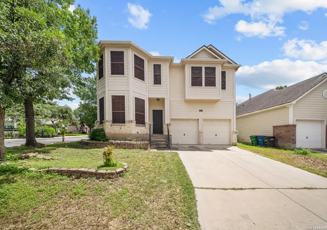 Photo 1 of Single family home for sale at 8735 N Sarasota Woods, San Antonio, TX 78250 | MLS# 2005073 | Listing updated on 2026-08-12