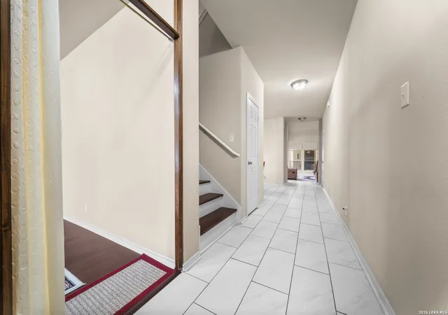 Photo 4 of Single family home for sale at 8735 N Sarasota Woods, San Antonio, TX 78250 | MLS# 2005073 | Listing updated on 2026-08-12